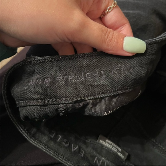 American Eagle Outfitters Ripped Distressed Mom Straight Jeans Black - Picture 4 of 5
